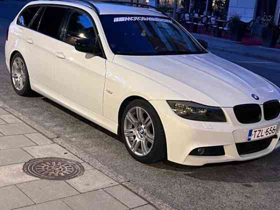 BMW 320 Турткуль