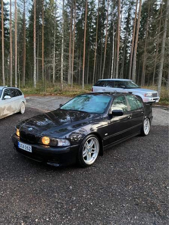 BMW 535 Pornainen - valokuva 1