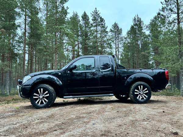 Nissan Navara Lumijoki - valokuva 2