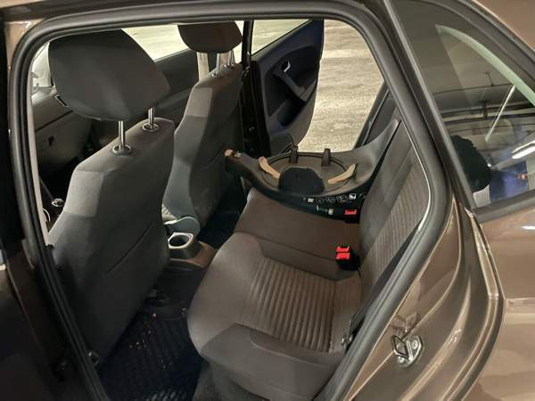 Volkswagen Polo Эспоо - изображение 4