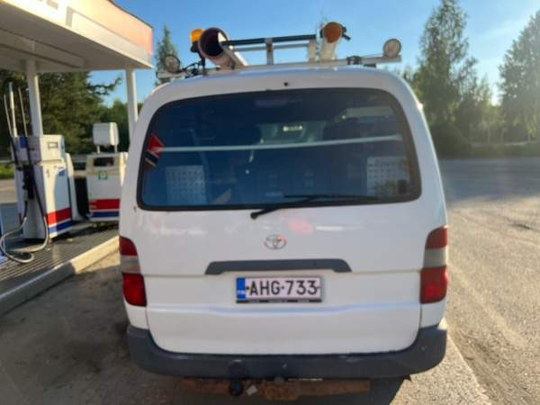 Toyota Hiace Hämeenlinna - valokuva 5