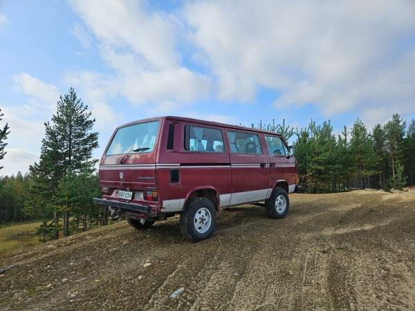 Volkswagen Caravelle Lons-le-Saunier - valokuva 4