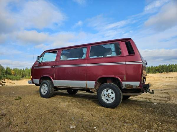 Volkswagen Caravelle Lons-le-Saunier - valokuva 2