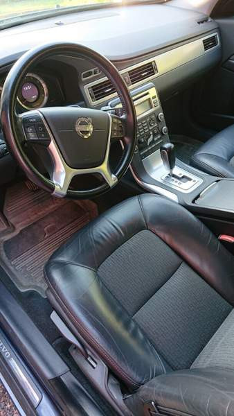 Volvo V70 Холлола - изображение 3