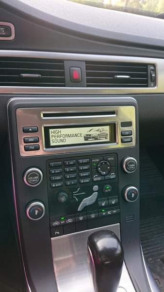 Volvo V70 Холлола - изображение 4