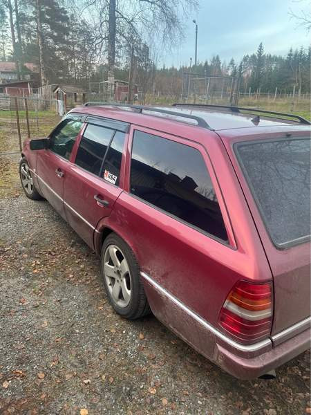 Mercedes-Benz 300 Луга - изображение 3