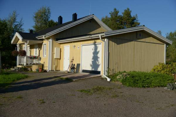 4h + k+ apk + s + ph +  wc + et + tk + at  Kouvola - valokuva 2