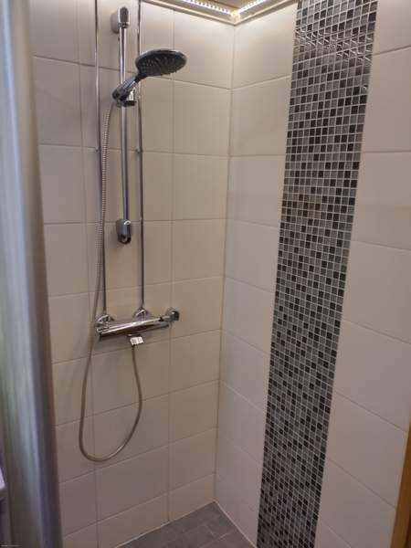 4h, k, vh, kph/s, wc, terassi  Hollola - valokuva 8