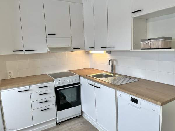 2h + p  Järvenpää - valokuva 3