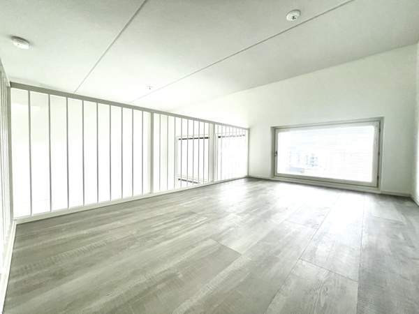 LOFT 3h (PARVI) + avok + iso parveke  Vantaa - valokuva 6