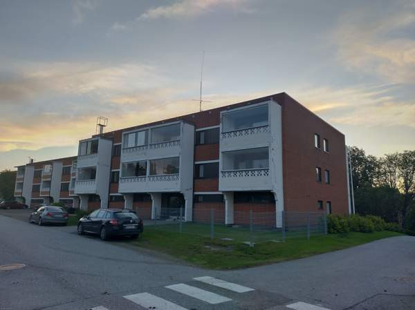 1h + kk + pesuhuone + lasitettu parveke  Kajaani - photo 1