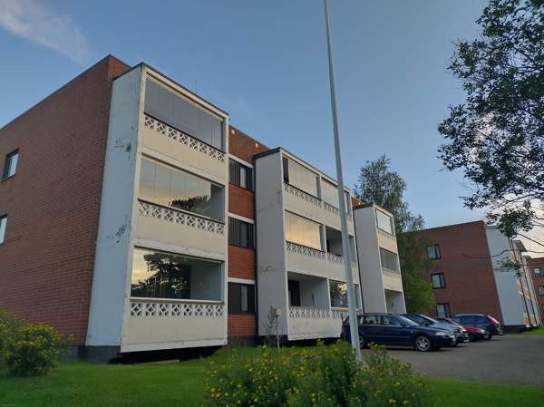 1h + kk + pesuhuone + lasitettu parveke  Kajaani - photo 2