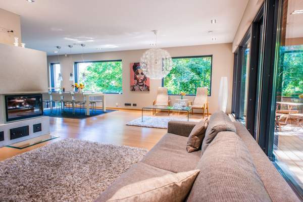 7h + avok + s + 3 wc + khh + parveke + terassi  Turtkul - valokuva 5