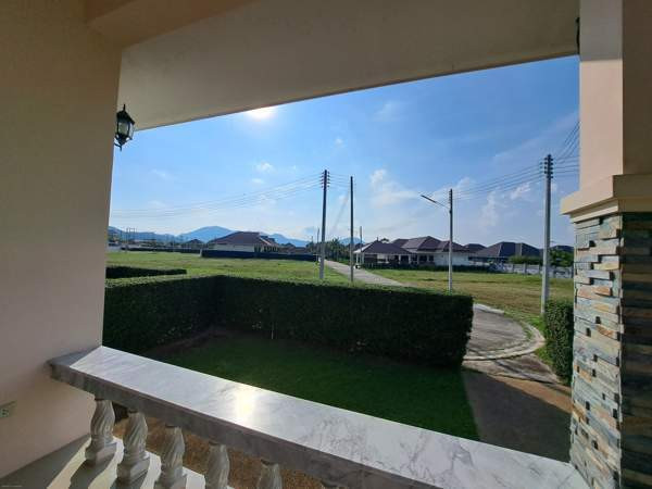 3h + k  Cha-am - photo 2