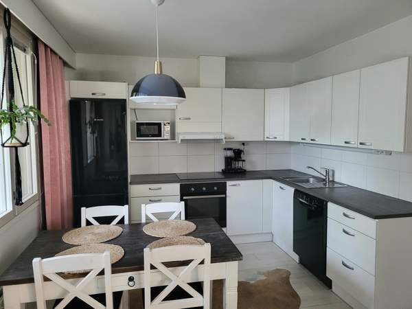 3h + k + kph + wc + s  Luga - photo 1