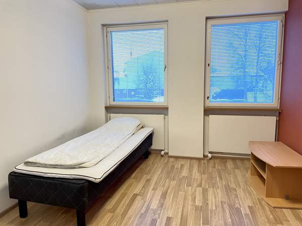 5h + avok + kph + s + 2 vh + 2 wc + khh  Sotkamo – foto 5