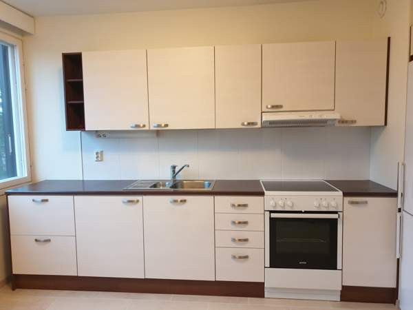 2h, keittiö, kylpyhuone/wc, vaatehuone,parveke  Glebychevo - valokuva 6