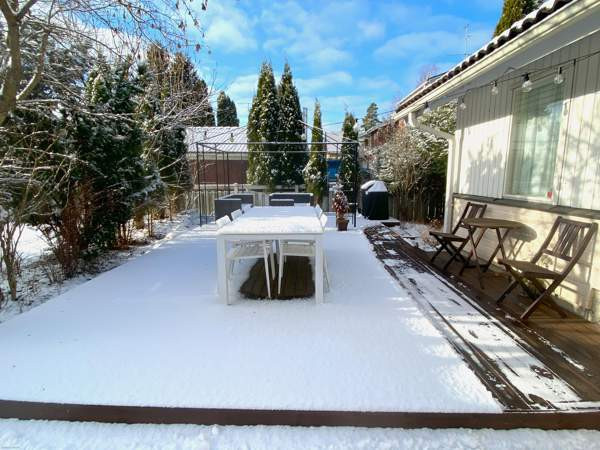 5h + k + saunaosasto + varastohuone + autokatos+ul  Espoo - valokuva 3