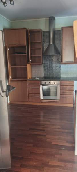 7 huonetta + 3 keittiötä + 2 saunaa + 3 pesuhuonet  Kemin - photo 6