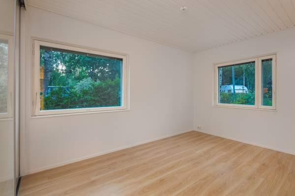 5h + k + rt + wc + khh + kph + sauna + var  Vantaa - valokuva 7