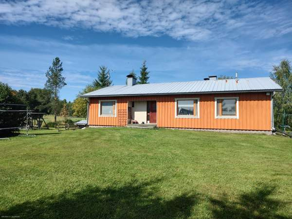 OH+ K +2 MH + KPH + LH + 3 VH+ VAR + kellari  Lieksa – foto 2