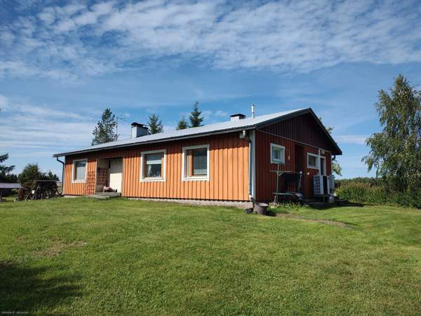 OH+ K +2 MH + KPH + LH + 3 VH+ VAR + kellari  Lieksa – foto 1