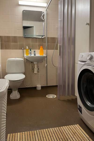 1h + p+keittiö  Helsinki - valokuva 4