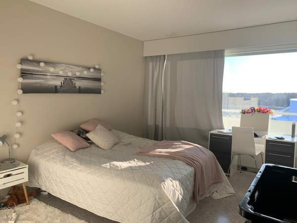 2 huonetta + pieni keittiö + 2 parveketta  Oulu - valokuva 3