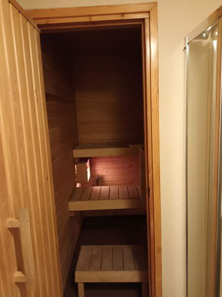 1h + s + psh/WC + kk + ma + vaatekomero  Ugleural'skiy - valokuva 4