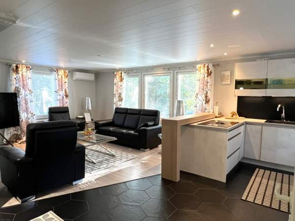 Oh, avokeittiö, mh, työhuone, 2wc, psh, s, varasto  Glebychevo - valokuva 7