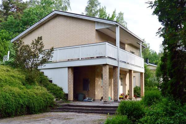 5h + k + s + khh + 2 x WC + ask.huone + varastotil  Espoo - valokuva 1