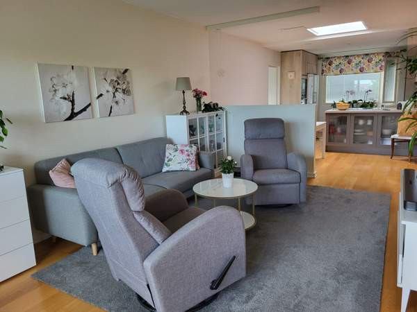 4h + k + kh + wc + vh + lasitettu parveke  Kuopio - valokuva 3