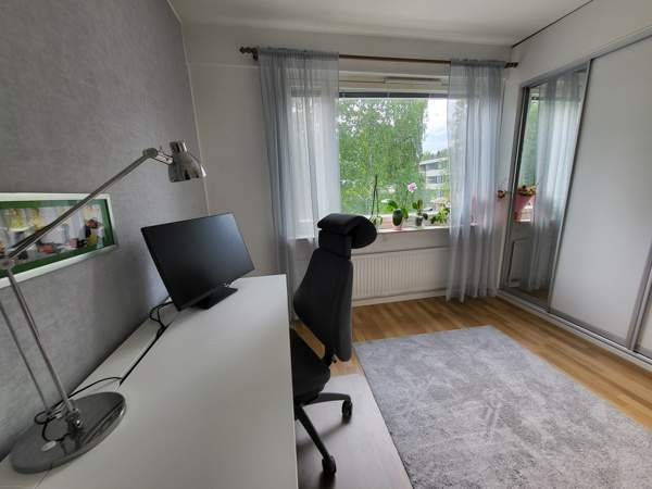 4h + k + kh + wc + vh + lasitettu parveke  Kuopio - valokuva 6