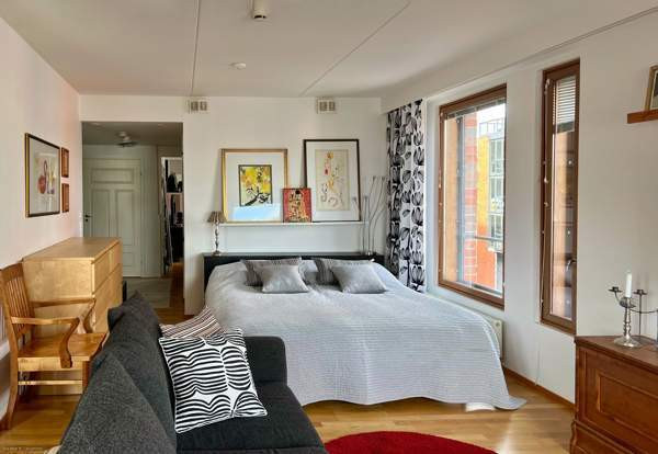 2h + k + kph + p  Helsinki - valokuva 1