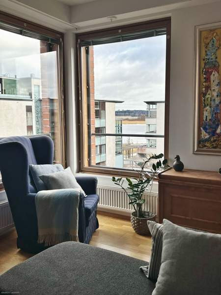 2h + k + kph + p  Helsinki - valokuva 2