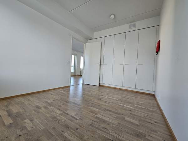 4h + s + p  Helsinki - photo 5