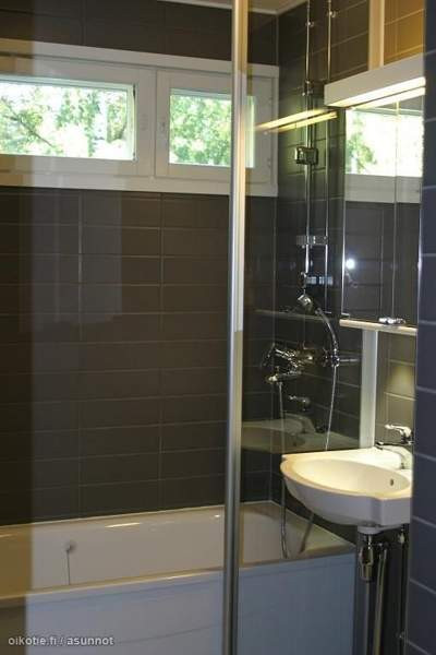 4h + k + kh + vh + 2erillistä WC + piha  Espoo - valokuva 2