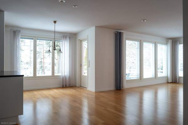 6h, k, 3x wc, aula, 2x vh, khh, kph, s  Нокиа - изображение 4