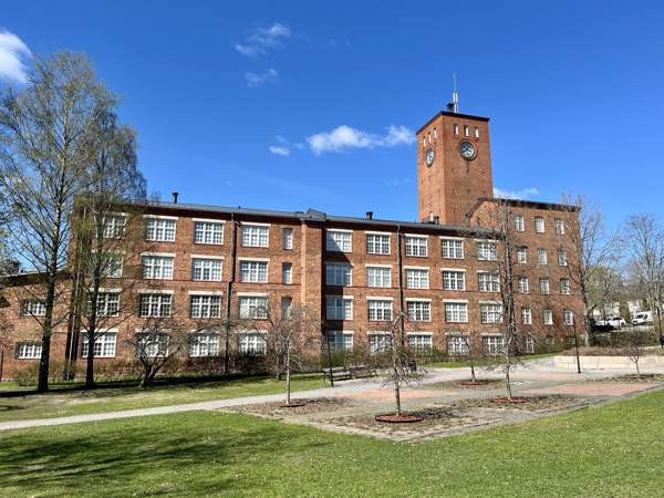 3h + avok + kph + s + parveke  Lieto - valokuva 1