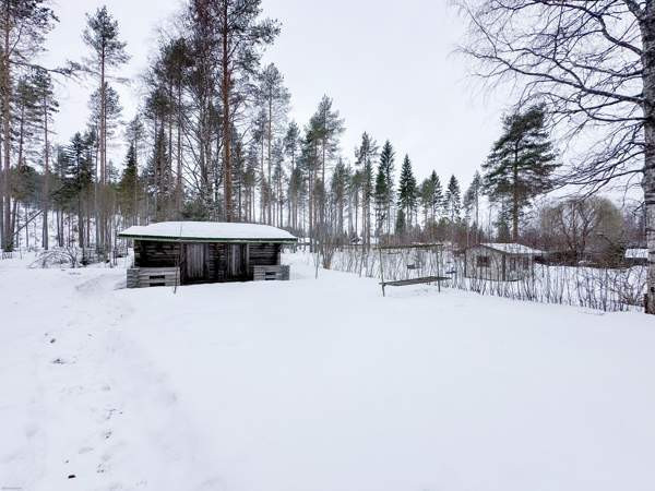 4h + k (ja keittiökomero) + kph + s + autotalli  Lieksa – foto 5