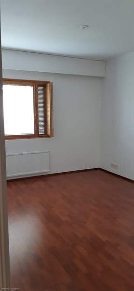 2h + k + s + pihapatio  Turtkul - valokuva 8