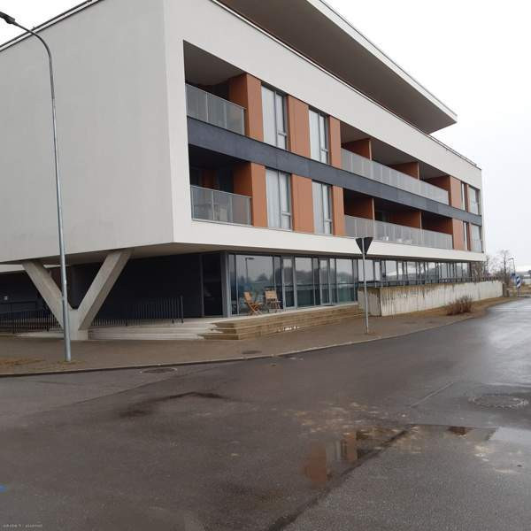 2h + avok + p  Paernumaa - valokuva 1