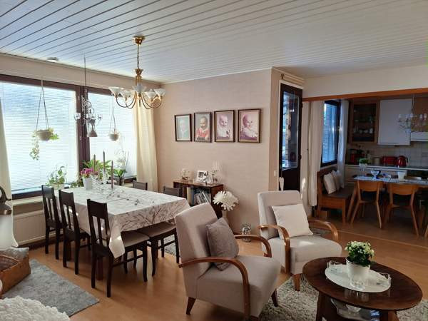 oh+ 5mh +th + k+ s  Joroinen - valokuva 2