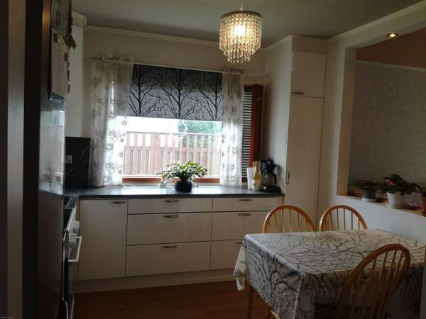 3h + s + kh + vh + k + varastot + lämmönjakoh.,aut  Sarov - photo 3