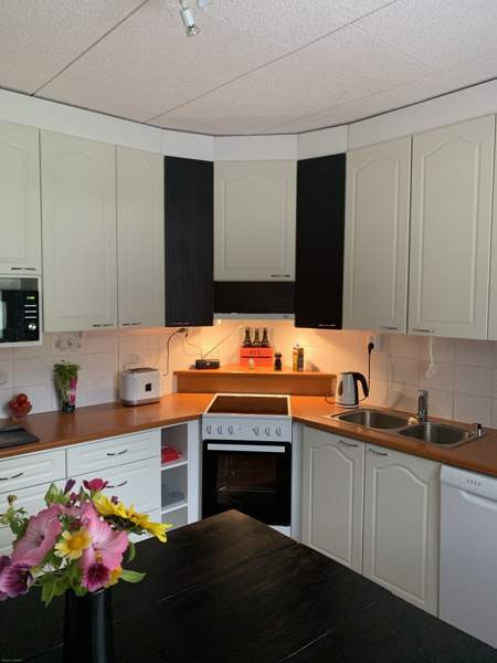 2h +K+S+Kylmä autotalli.  Pöytyä - изображение 1