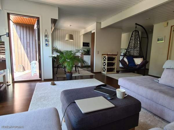 5h + k + s + khh + 2 parveke  Helsinki - valokuva 1