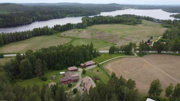 Päätalo 4h + khh + kph + s + wc ja Vierastalo 3h +  Mänttä-Vilppula - изображение 1