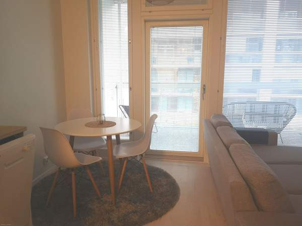 1h + avok + lasitettu parveke  Vantaa - valokuva 5