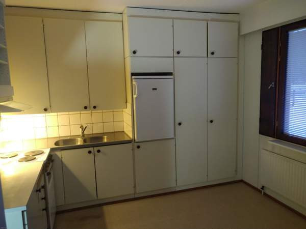 2h+k 11kpl + yhteissauna  Kemin – foto 7