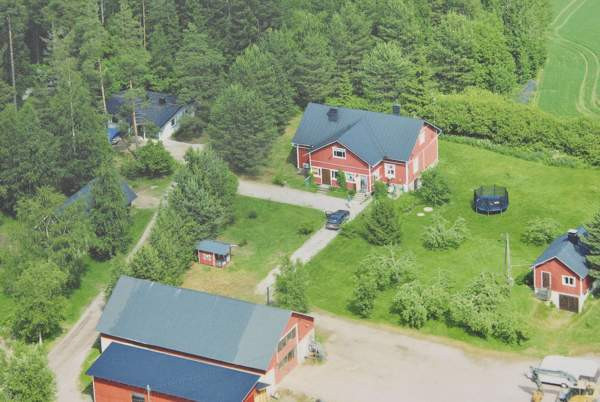 7h +k +kph+2 wc:tä,veranta,kellari,ullakkotilat  Lovisa – foto 1